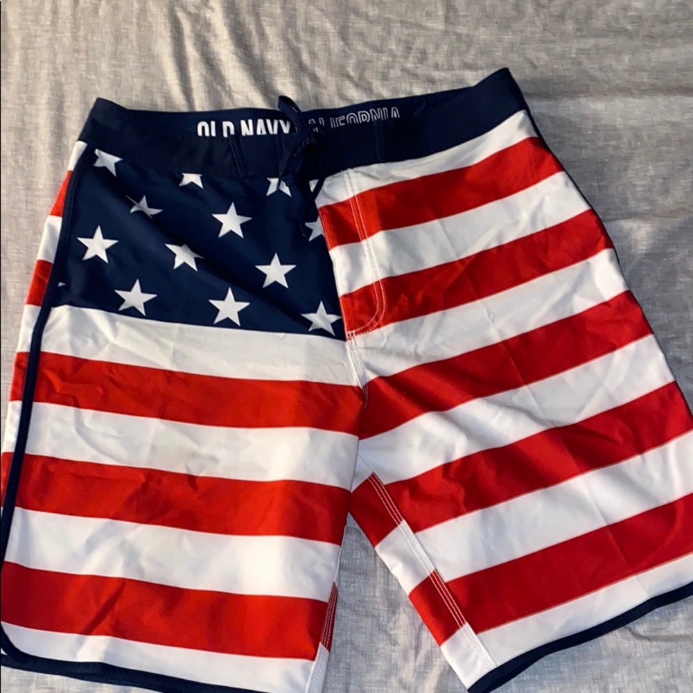 Old Navy Men’s board shorts